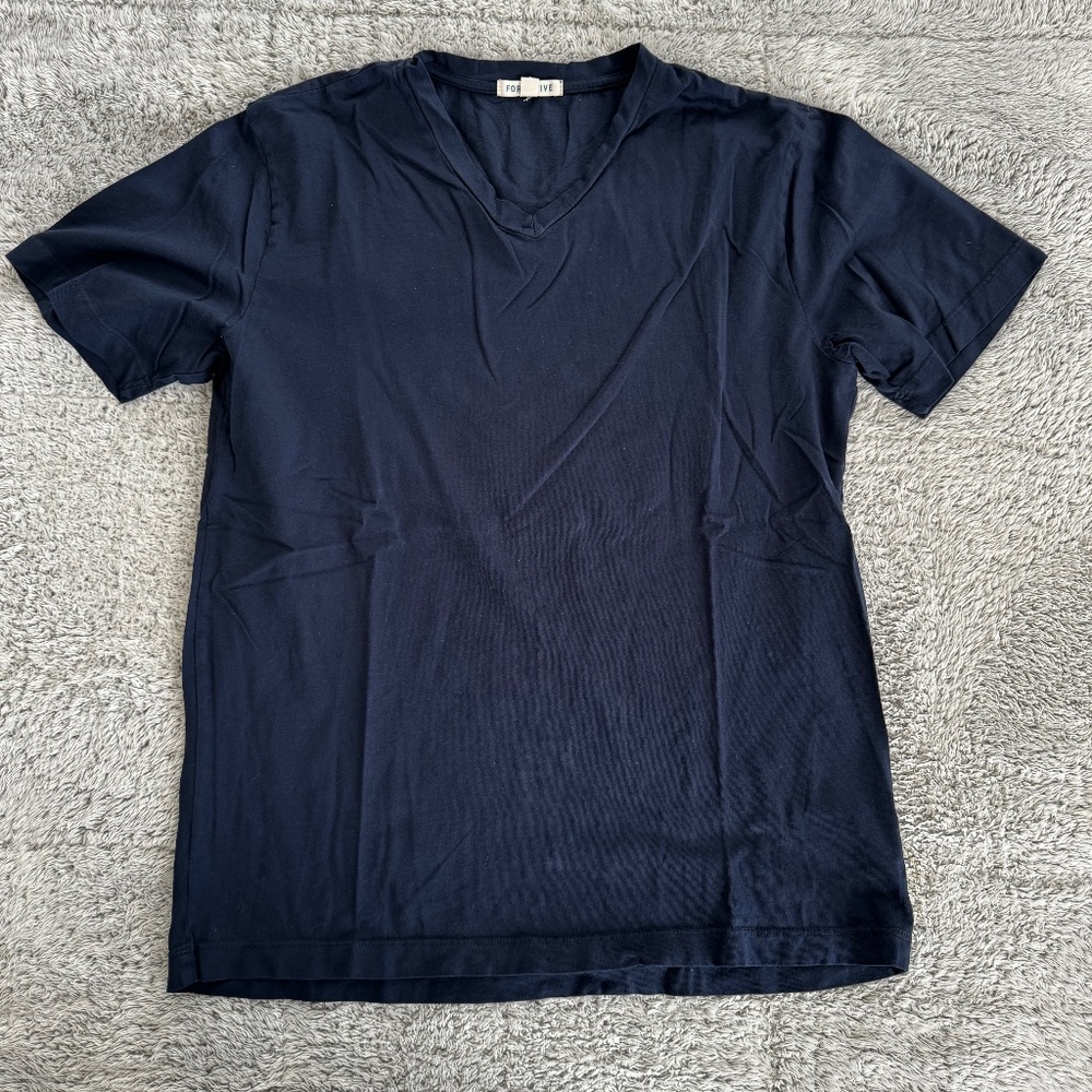 NWOT Forty Five Supima V-Neck Mens Medium In Navy Blue